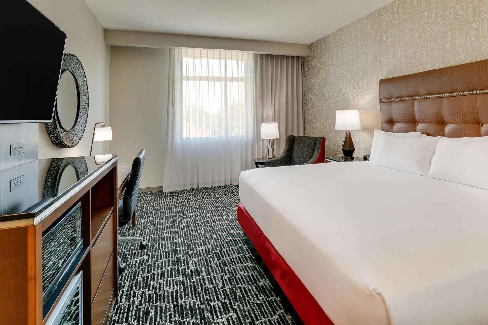 Hotel Drury Plaza Savannah Pooler